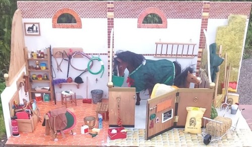 Diorama stalla giocattolo con