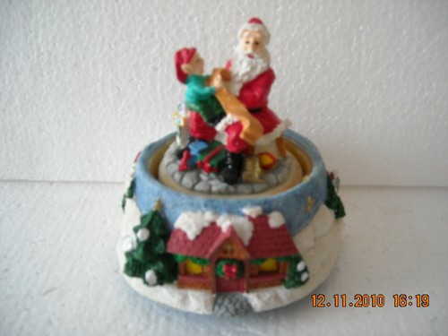 Babbo natale fra tanti - natale,